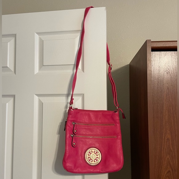 Bright Pink Crossbody Purse with Gold Accents. - Picture 2 of 12